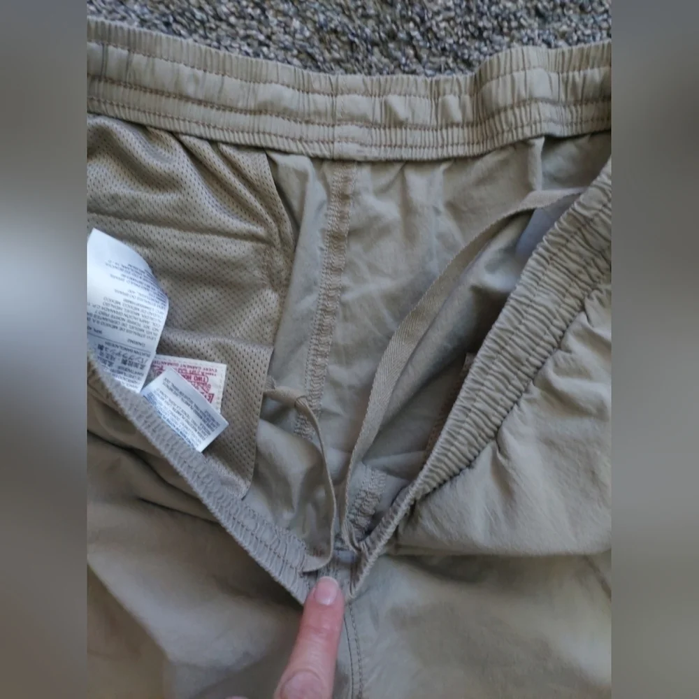 Levi's XX Chino Easy Shorts Mens XL Elastic Waist Khaki